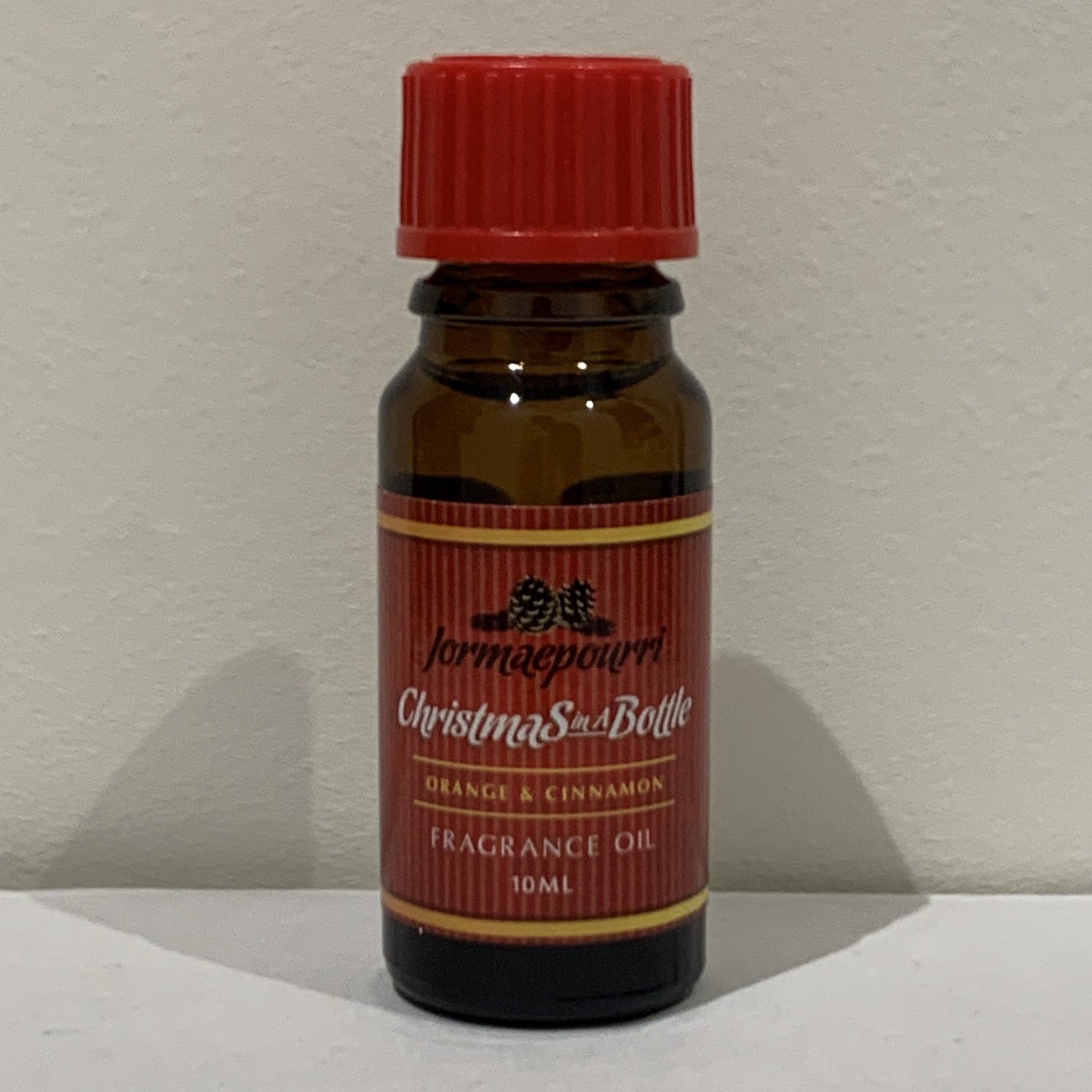 Have you ever thought how you wish you could bottle up that Christmassy fragrance and fill your home with it?! Well, turns out you can!