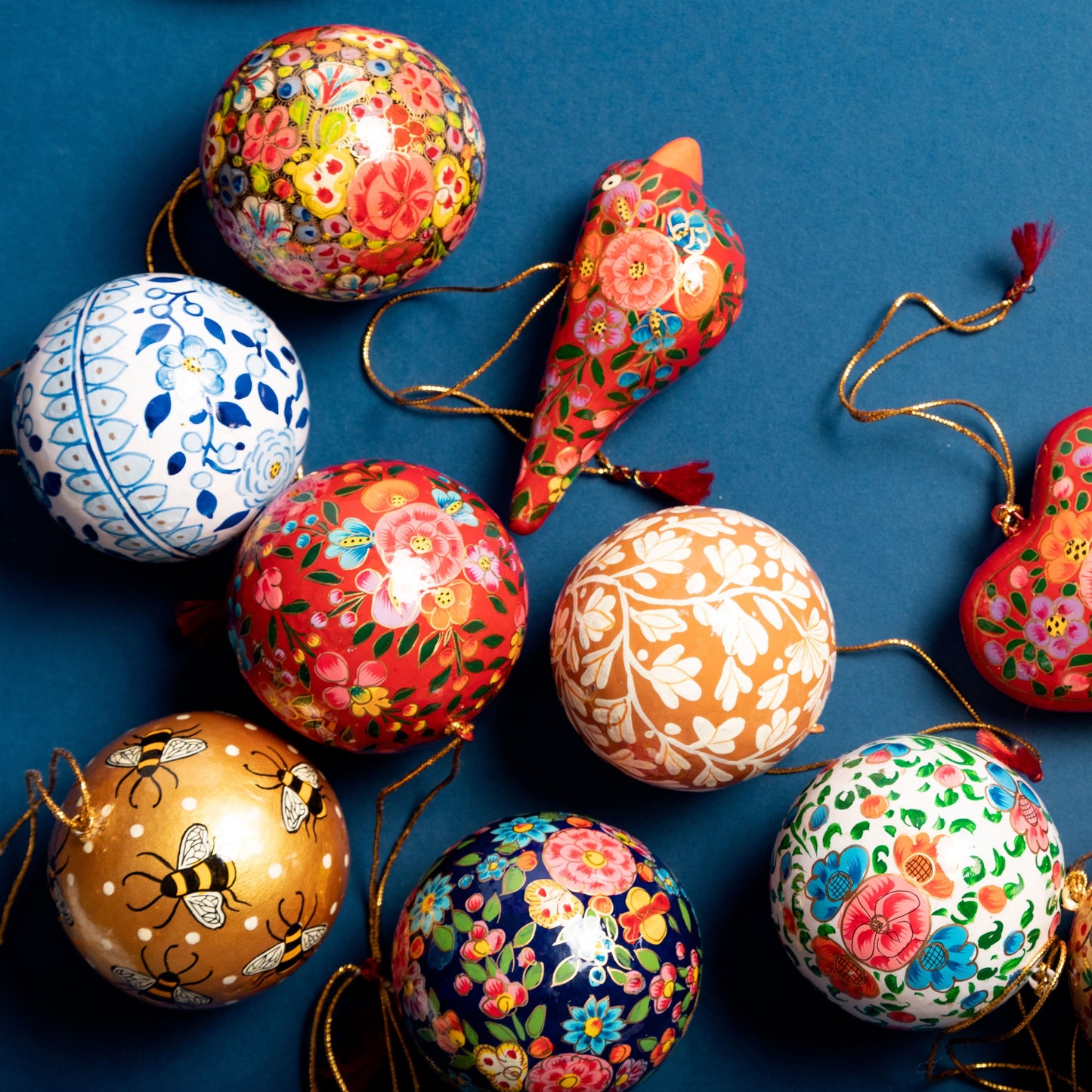 Floral Design Papier-mâché Christmas Tree Bauble