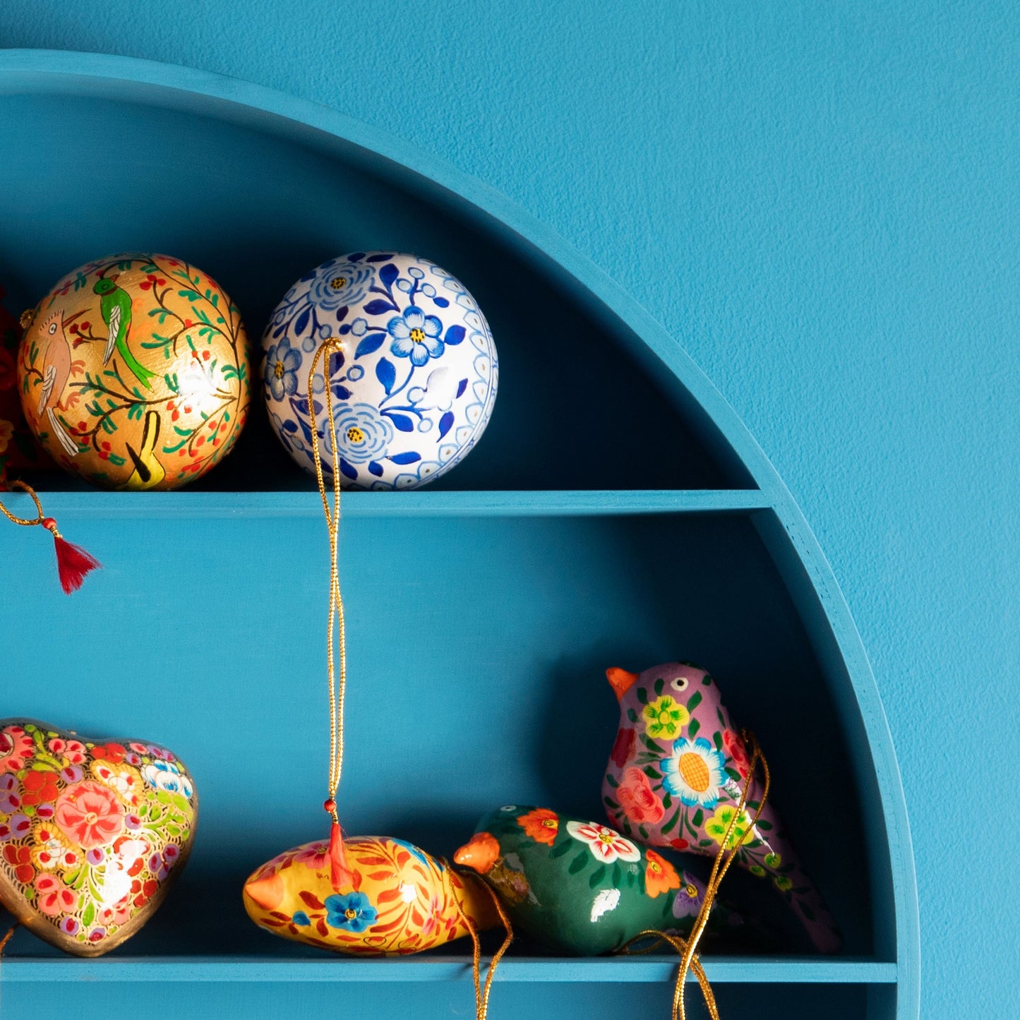 Kashmiri Floral Birds Papier-mâché Christmas Tree Decorations
