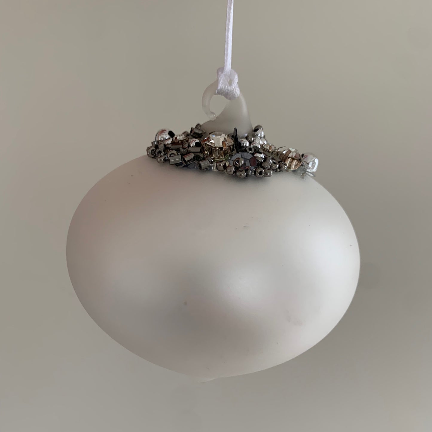 Matt Silver Glass Christmas Tree Decoration with Beading (Sultan 8cm)