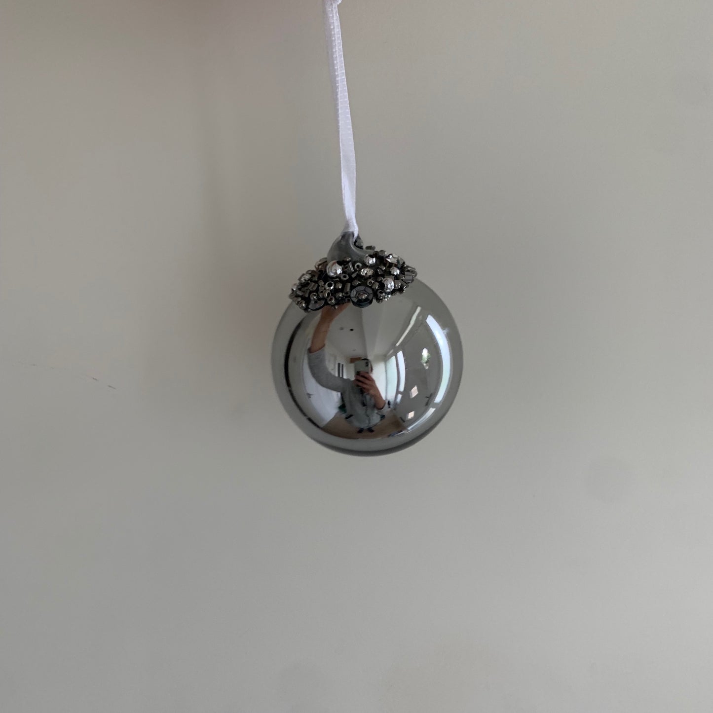 Shiny Iron Bauble Glass Christmas Tree Decoration with Beading (4cm)