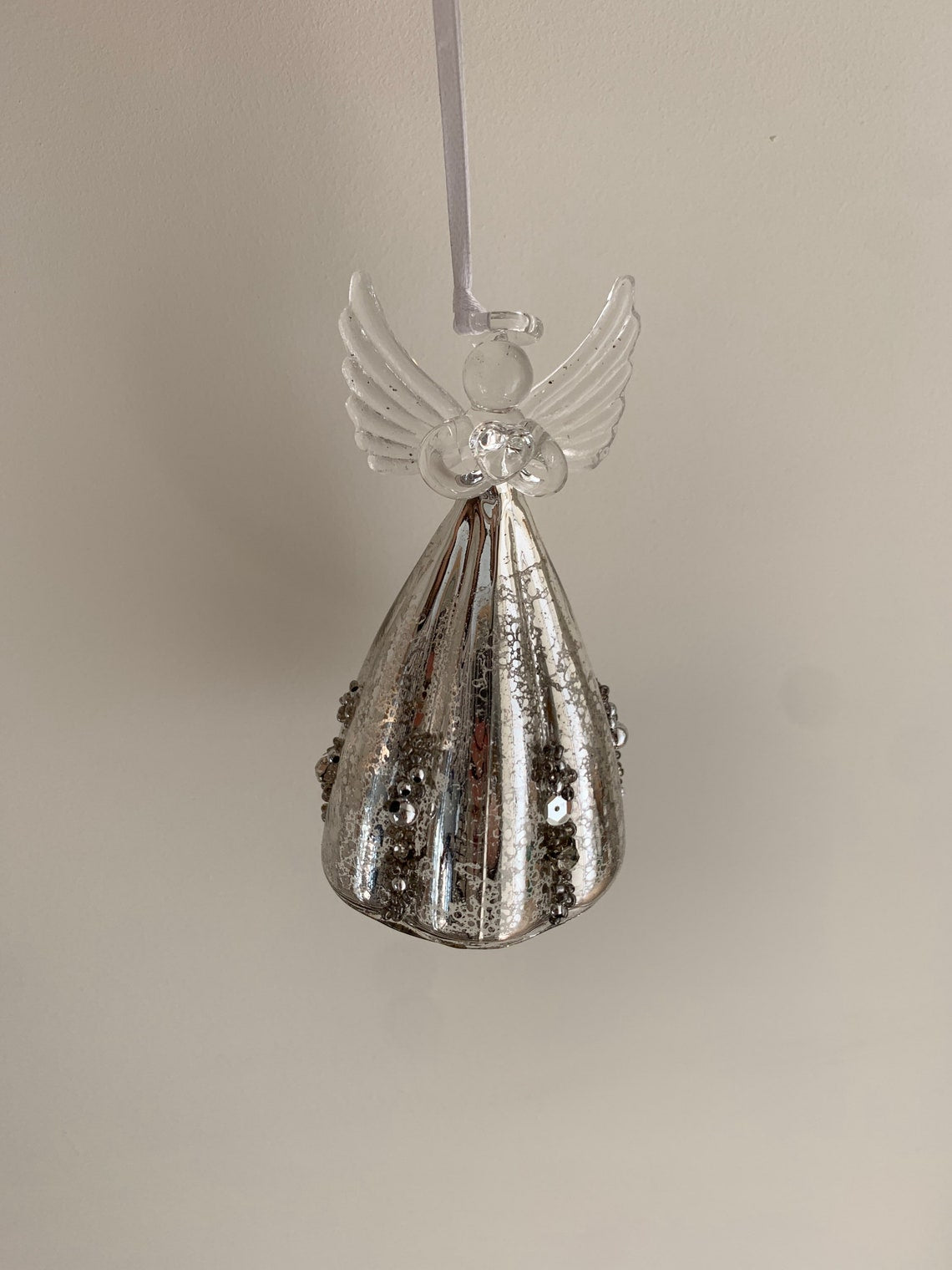 Antique Style Glass Angel Holding Heart with Silver Beading & Fluted Skirt (12cm)