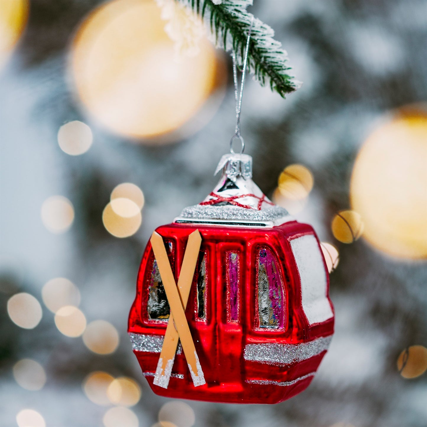 This is pretty niche, but for all you winter adrenaline junkies out there, this red and silver cable car/ski lift could make a quirky addition to your Christmas tree decorations this year!