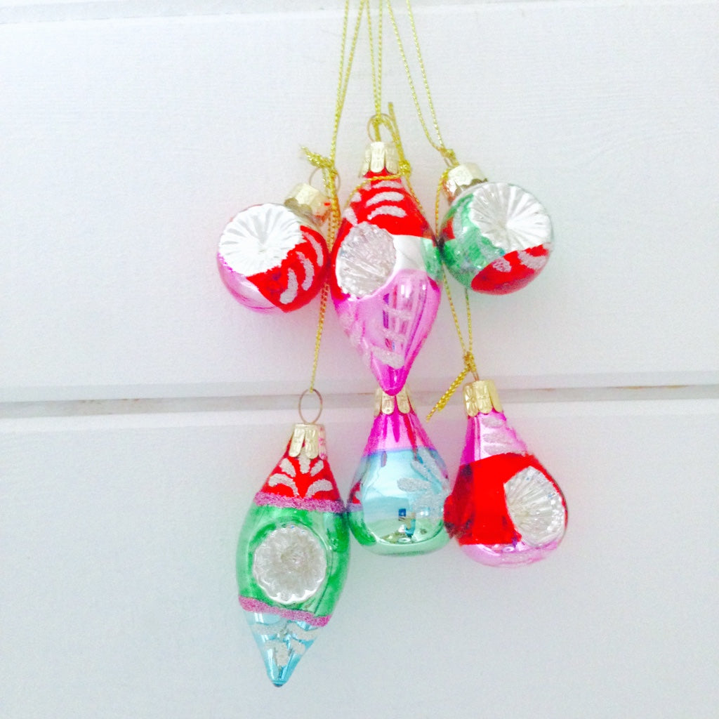 A beautiful set of 6 mini vintage style glass baubles for hanging on the Christmas tree or around the home, in windows or from antlers.