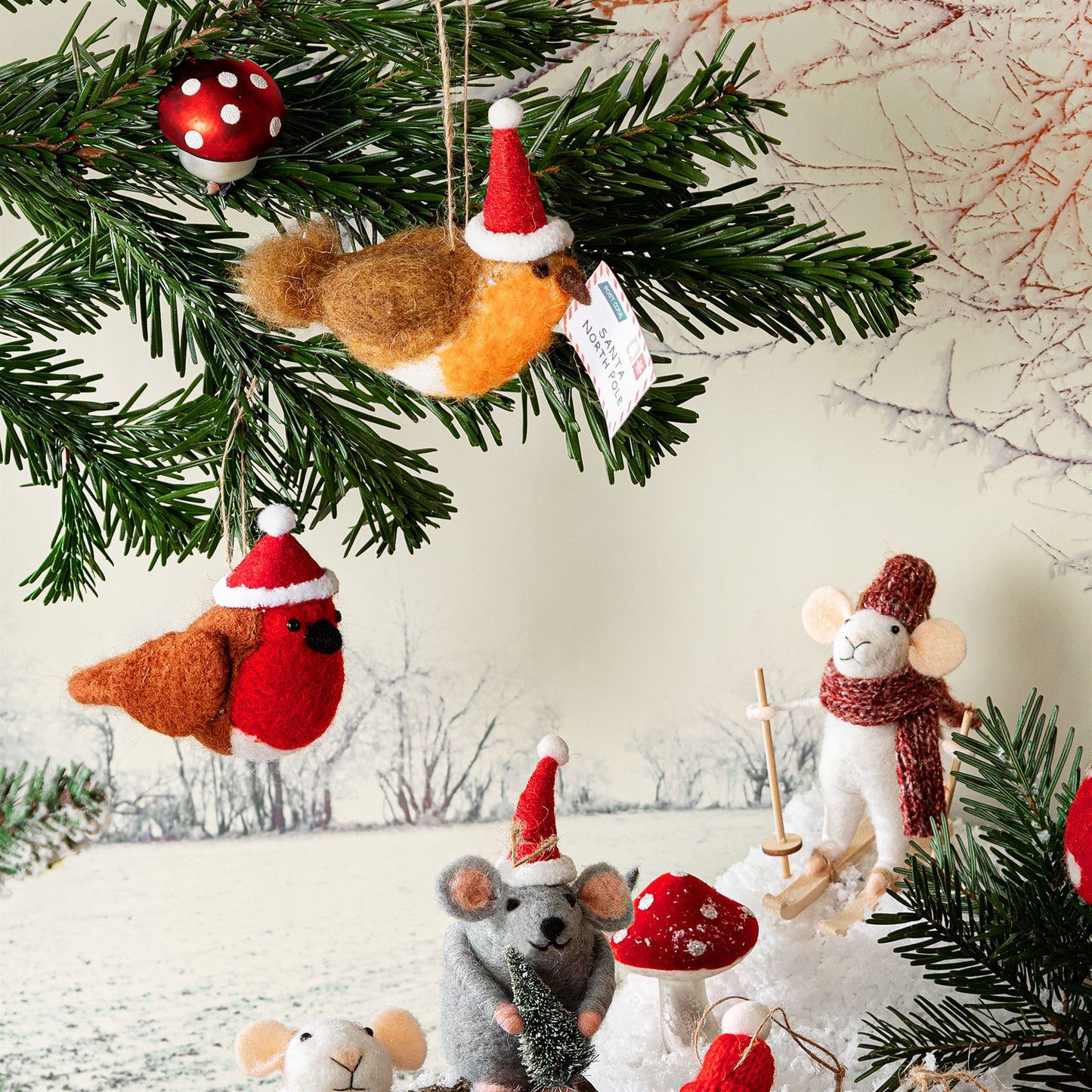Festive Felt Robin Hanging Christmas Tree Decoration
