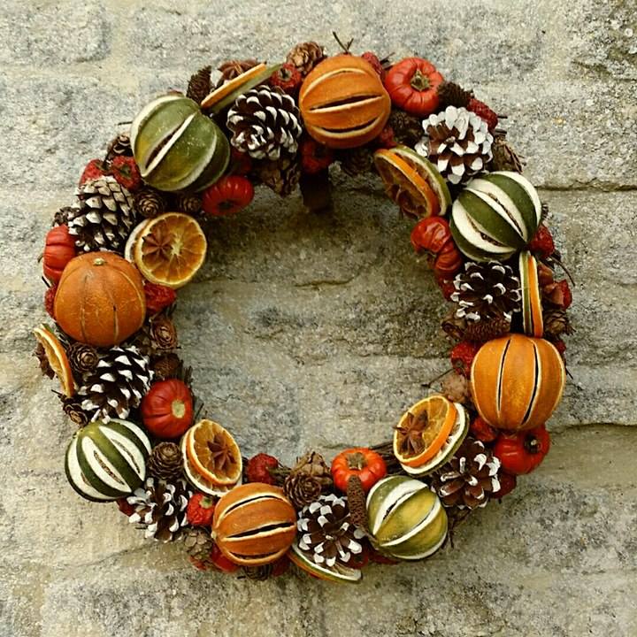 Dried fruit Christmas willow wreath that smells of oranges and cinnamon