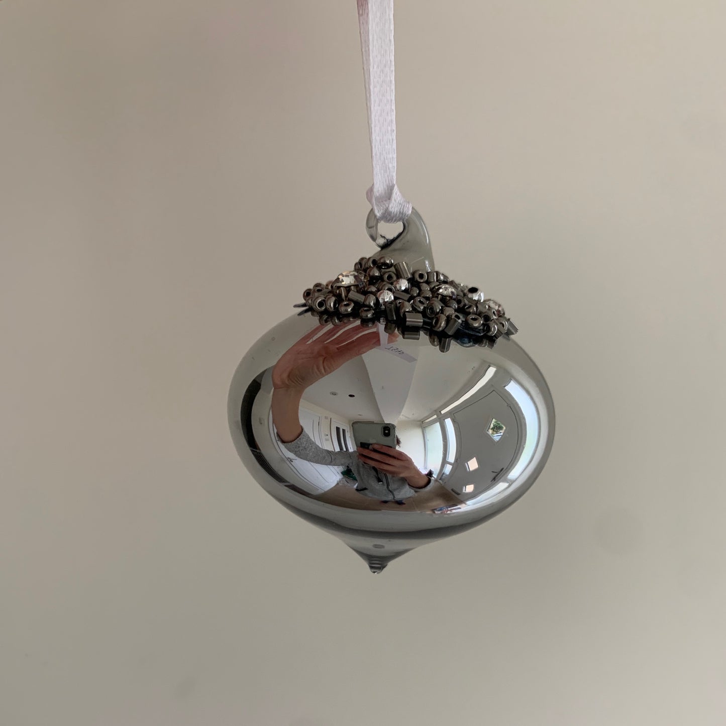 Shiny Iron Coloured Glass Christmas Tree Decoration with Beading (Sultan 4cm)