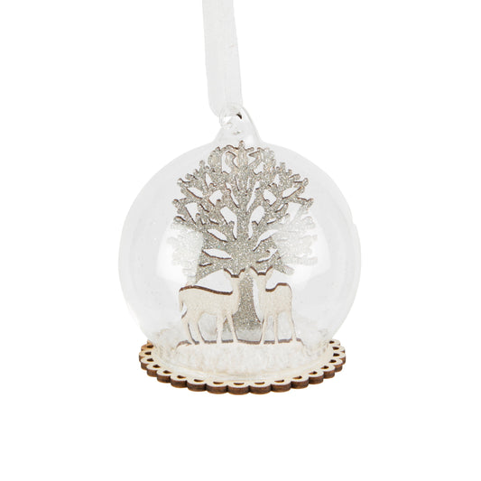 It doesn't really get any more magical than this!! Allow yourself to dream with these gorgeous fawns in snow scened snow dome glass Christmas tree decoration.