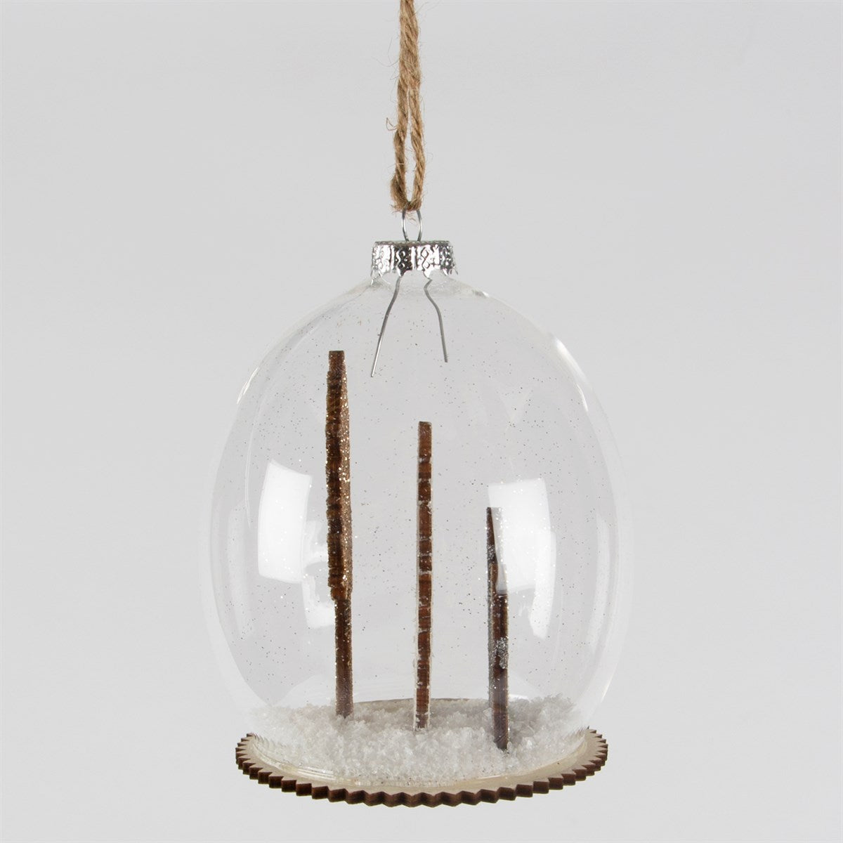 It doesn't really get any more magical than this!! Allow yourself to dream with this gorgeous stags in snow scened snow dome glass Christmas tree decoration: featuring glittery wooden stags and trees in snow! Why not create a woodland theme this festive season?