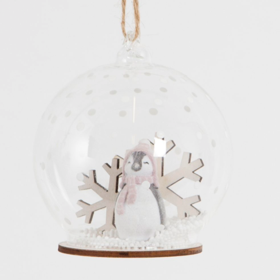 Allow yourself to dream with this cute penguin wearing a scarf in a snow scened snow dome glass Christmas tree decoration, complete with miniature snow balls!