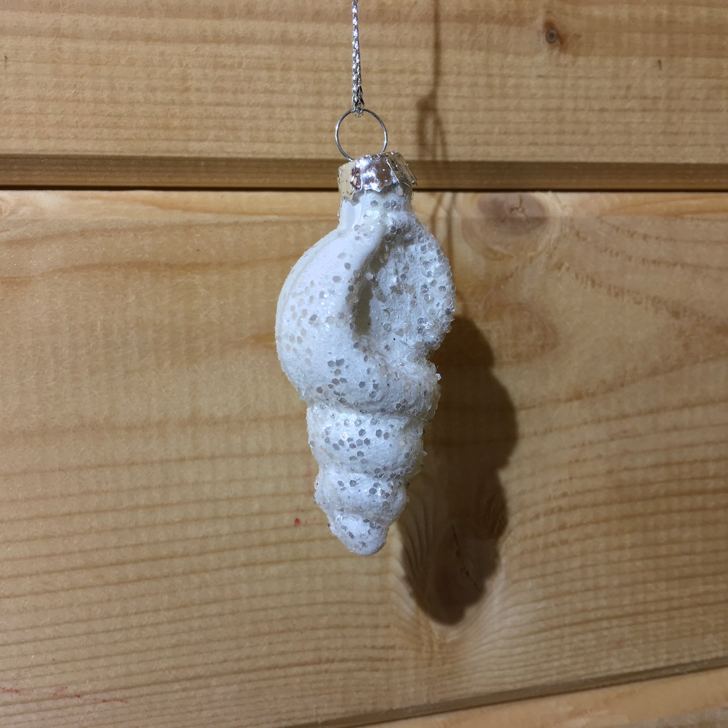 Pink or White Sparkle Shell Hanging Decoration for your Christmas Tree.